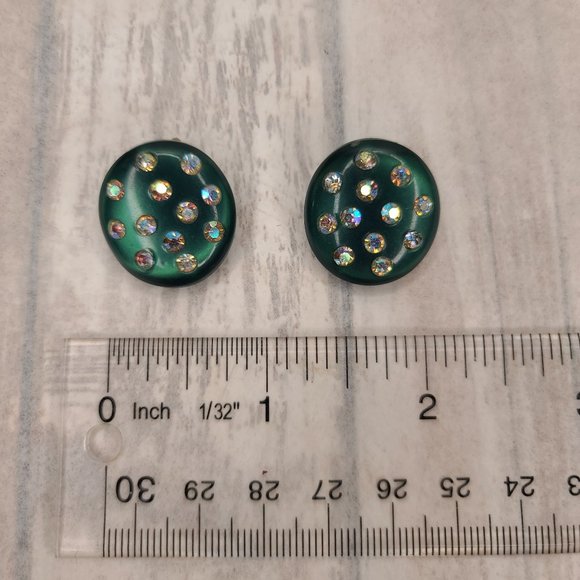 Moonglow Lucite Emerald Green Earrings with AB Crystals. Vintage Pinup Retro - Picture 9 of 9